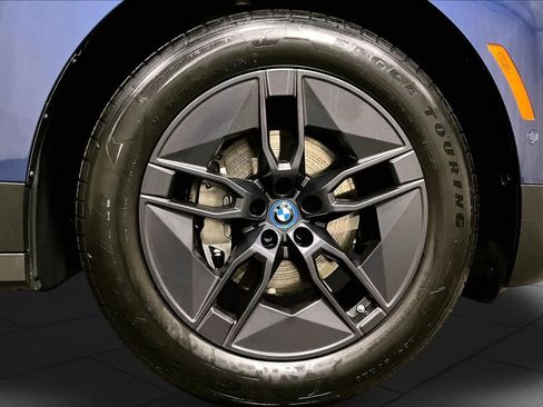 Certified 2024 BMW iX xDrive50 w/ Convenience Package AWD/4WD image 10