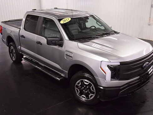 Used 2023 Ford F150 Lightning Pro image 10