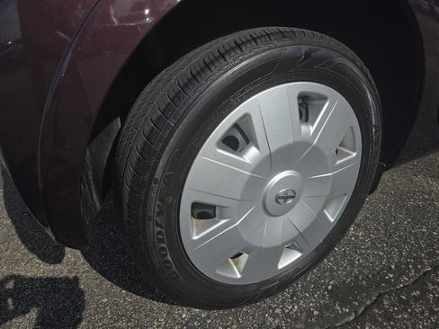 Used 2013 Scion iQ FWD image 19