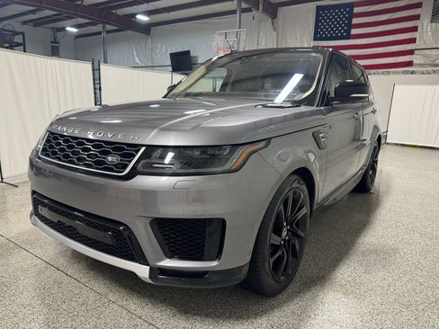 Used 2020 Land Rover Range Rover Sport HSE image 4