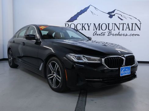 Used 2021 BMW 530i xDrive w/ Convenience Package AWD/4WD image 1