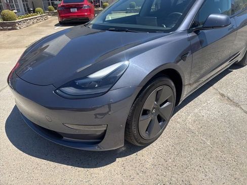 Used 2022 Tesla Model 3 Long Range AWD/4WD image 2