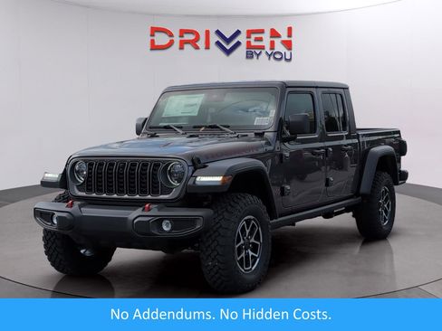 Used 2025 Jeep Gladiator Rubicon w/ Safety Group AWD/4WD image 1
