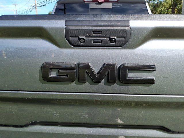 Used 2021 GMC Sierra 1500 AT4 w/ AT4 Premium Package AWD/4WD image 13