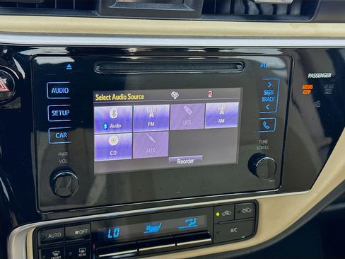 Used 2017 Toyota Corolla LE w/ Carpet Mat Package (TMS) image 11