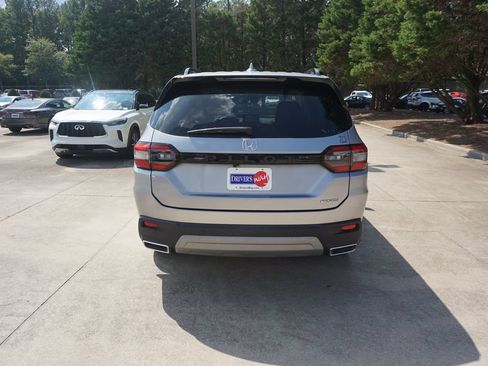 Used 2023 Honda Pilot Touring image 26