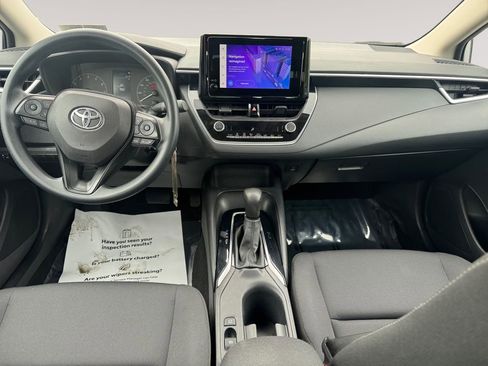 Used 2024 Toyota Corolla LE FWD image 10
