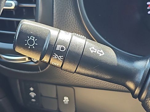 Used 2019 Kia Soul FWD image 26