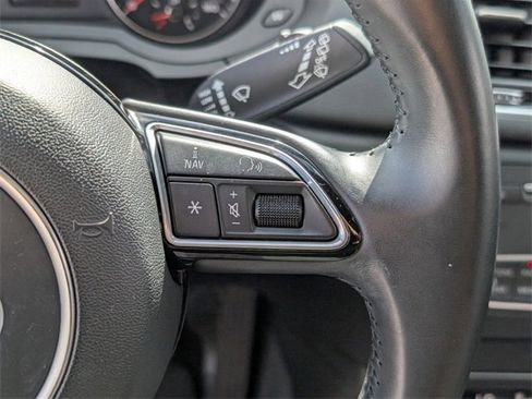 Used 2018 Audi Q3 2.0T Premium w/ Convenience Package image 25