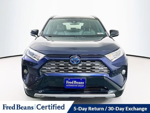 Used 2021 Toyota RAV4 XSE AWD/4WD image 2