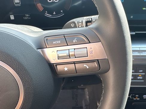 Used 2026 Hyundai Kona SEL Sport FWD image 26