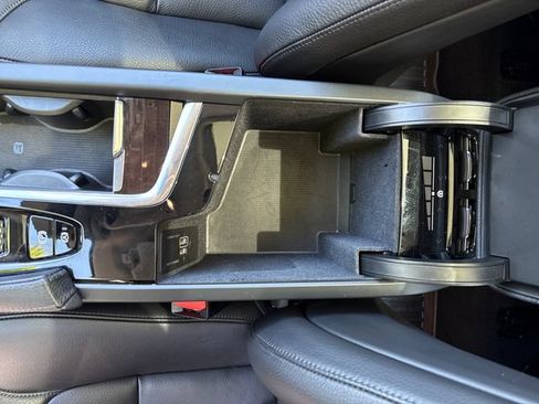 Used 2018 Volvo XC90 T6 Momentum w/ Convenience Package AWD/4WD image 26