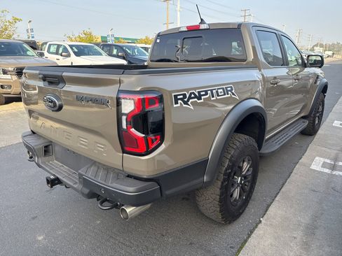 Used 2025 Ford Ranger Raptor image 3