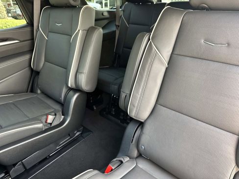 New 2026 Cadillac Escalade Luxury image 15