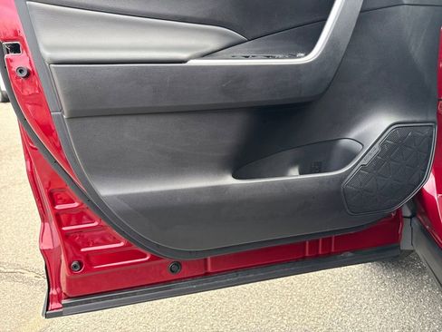 Used 2024 Toyota RAV4 XLE image 10