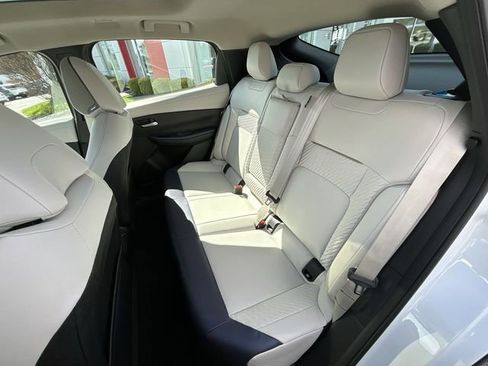 New 2026 Nissan Leaf Platinum+ w/ Floor Mat Package (Platinum+) image 13