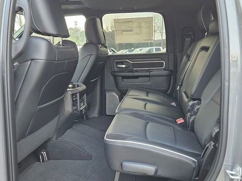 New 2026 RAM 2500 Laramie AWD/4WD image 6