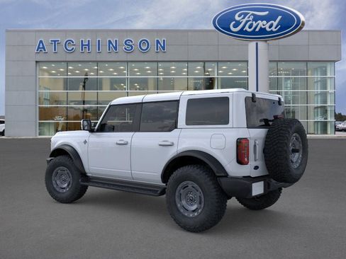 Used 2025 Ford Bronco Outer Banks w/ Sasquatch Package AWD/4WD image 4