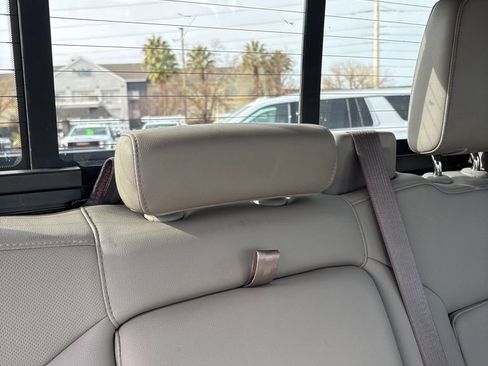 Used 2020 GMC Sierra 1500 SLT w/ SLT Premium Plus Package image 19