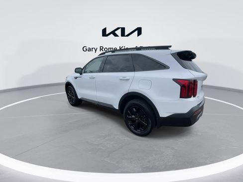 Used 2023 Kia Sorento S AWD/4WD image 6