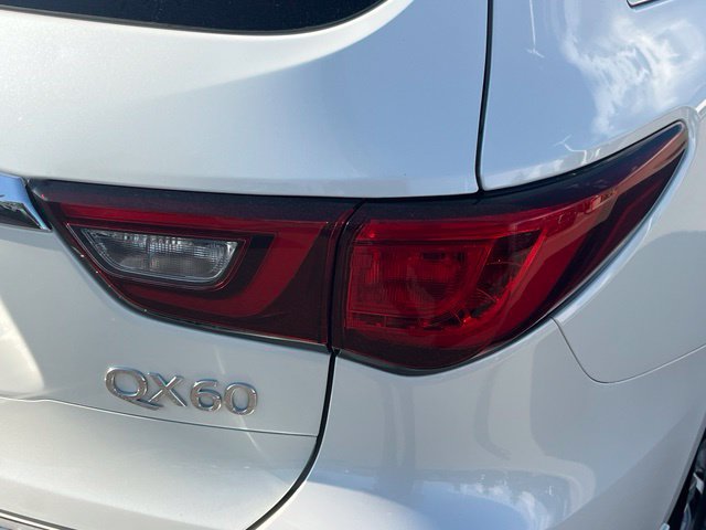 Certified 2020 INFINITI QX60 Luxe w/ Essential Package FWD image 35