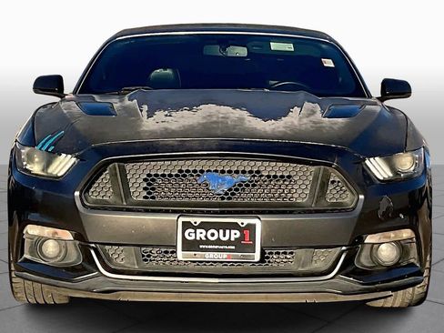 Used 2017 Ford Mustang GT Premium image 3