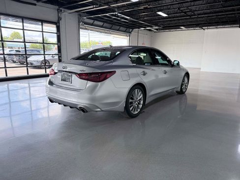 Used 2019 INFINITI Q50 Luxe w/ Essential Package (3.0T Luxe) RWD image 6