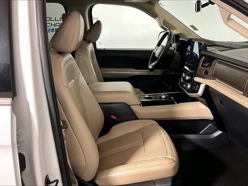 Certified 2024 Ford Expedition Max Limited RWD image 6