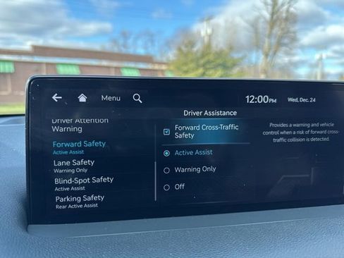 Used 2024 Genesis Electrified GV70 Advanced image 34