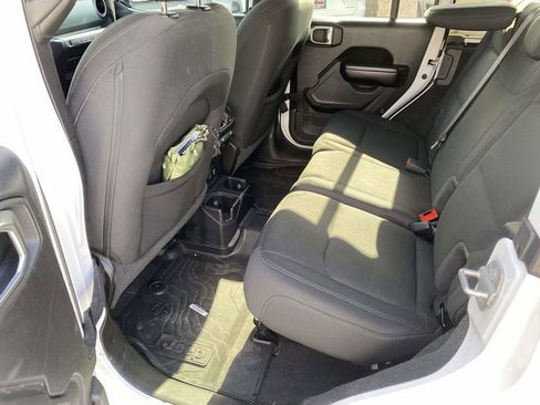 Used 2021 Jeep Wrangler Unlimited Sport image 8