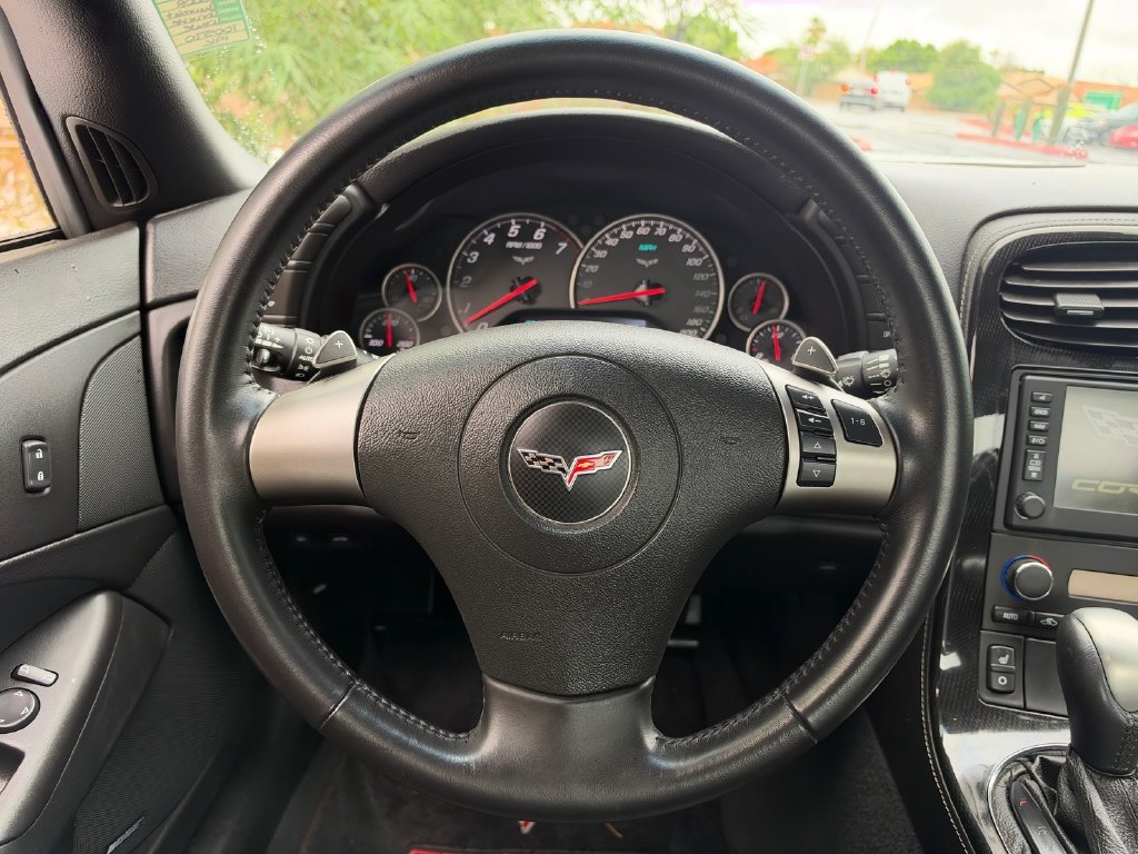 Used 2008 Chevrolet Corvette Convertible w/ Preferred Equipment Group RWD image 12