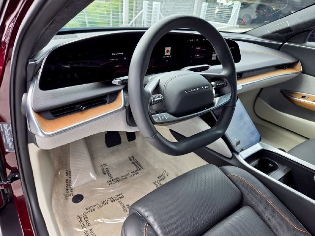 Used 2023 Lucid Air Touring AWD/4WD image 27