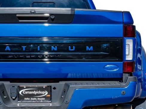 Used 2022 Ford F450 Platinum w/ FX4 Off-Road Package image 54