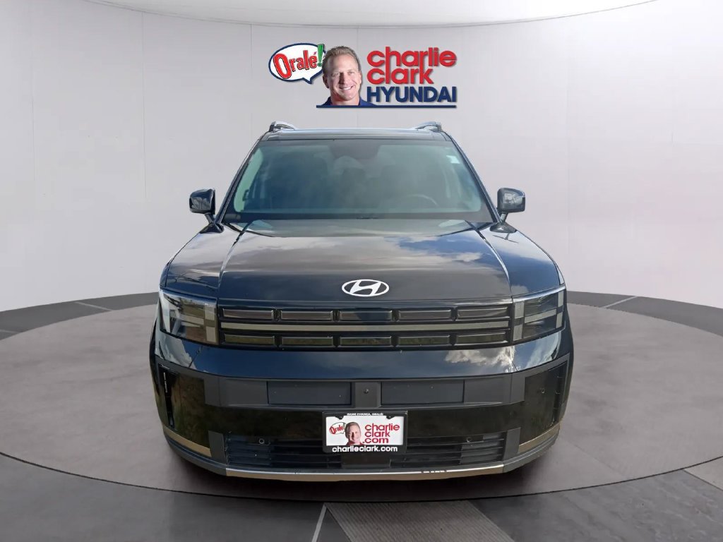 Used 2024 Hyundai Santa Fe Limited FWD image 6