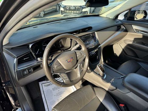 Used 2019 Cadillac XT5 Luxury FWD image 11