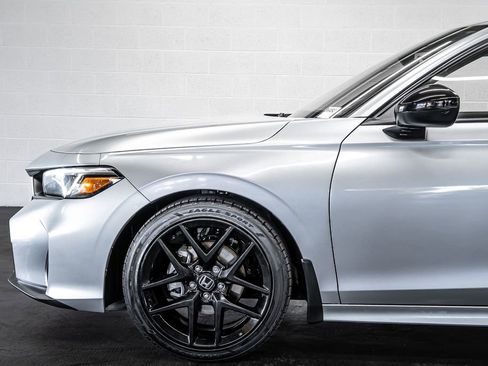 Used 2025 Honda Civic Sport image 12