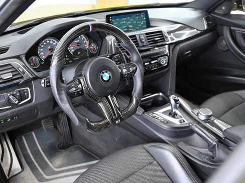 Used 2018 BMW M3 RWD image 30