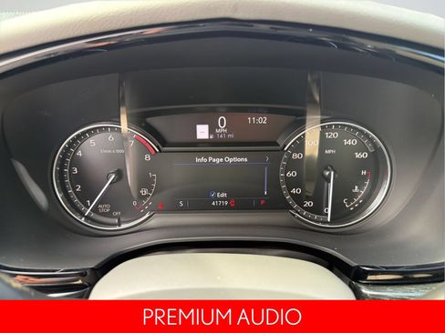 Used 2022 Cadillac XT6 Premium Luxury FWD image 13