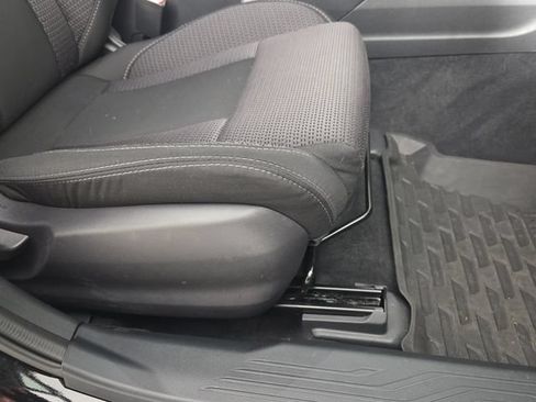 Certified 2025 Subaru Outback Premium AWD/4WD image 29
