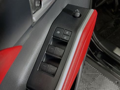 Certified 2021 Toyota Highlander XSE image 19