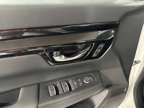 Used 2025 Honda CR-V EX-L image 16
