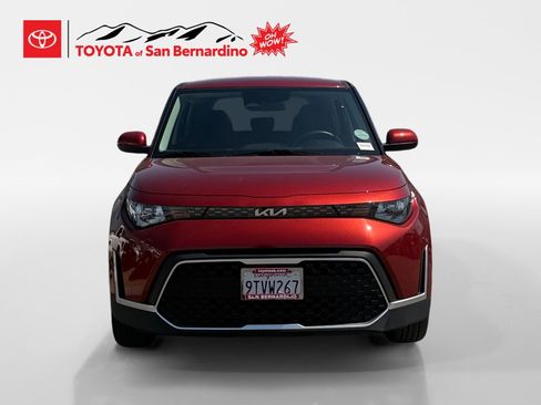 Used 2025 Kia Soul LX FWD image 8