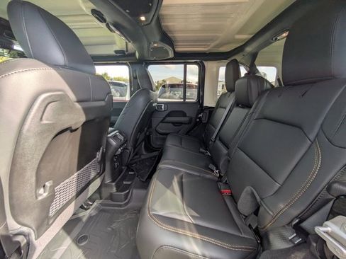 New 2025 Jeep Wrangler Sahara image 12