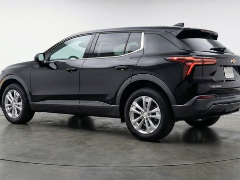 Used 2025 Chevrolet Equinox LT image 6