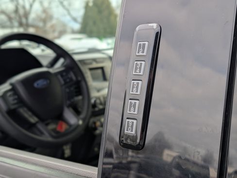 Used 2019 Ford F250 XLT w/ Snow Plow Prep Package image 14