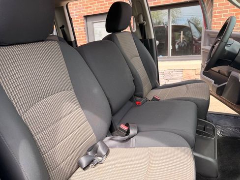 Used 2012 RAM 1500 Express w/ ST Popular Equipment Group AWD/4WD image 22