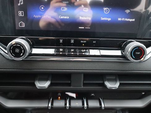 New 2026 Chevrolet Colorado W/T image 11