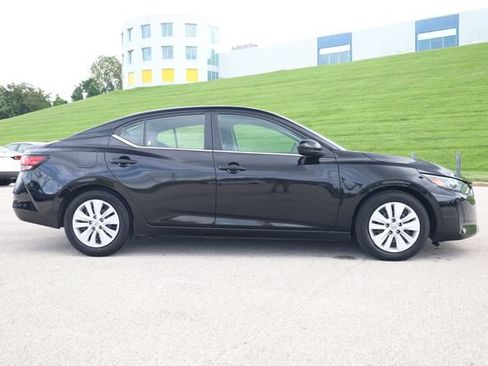 Used 2024 Nissan Sentra S FWD image 3