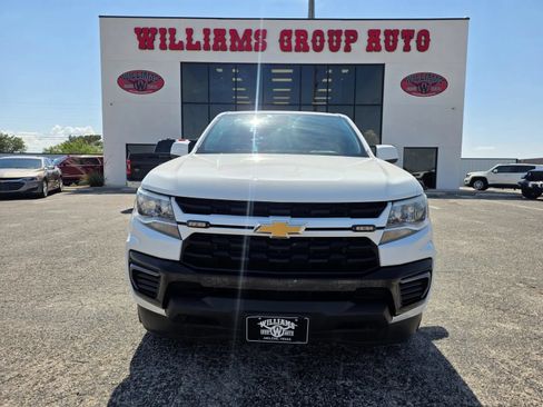 Used 2021 Chevrolet Colorado LT w/ Fleet Safety Package RWD image 2