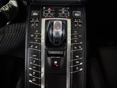 Used 2021 Porsche Macan Turbo w/ Premium Package Plus (PF0) AWD/4WD image 37
